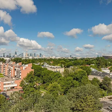 Apartment Superapart Saska 48a, Sleek 6th-floor With Balcony & Elevator Access *