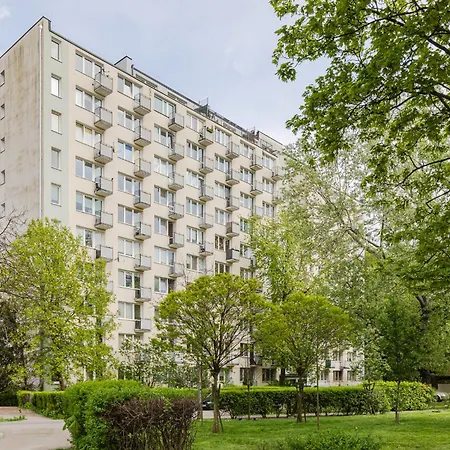 Apartment Superapart Saska 48a, Sleek 6th-floor With Balcony & Elevator Access Warsaw